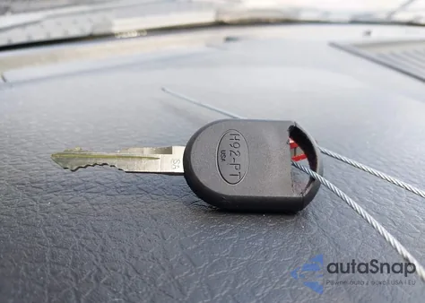 2013 Ford F-150 Xlt z USA, uszkodzony, nr VIN 1FTFX1EF4DFE09064